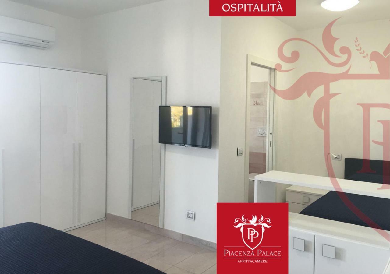 Affittacamere Piacenza Palace Экстерьер фото