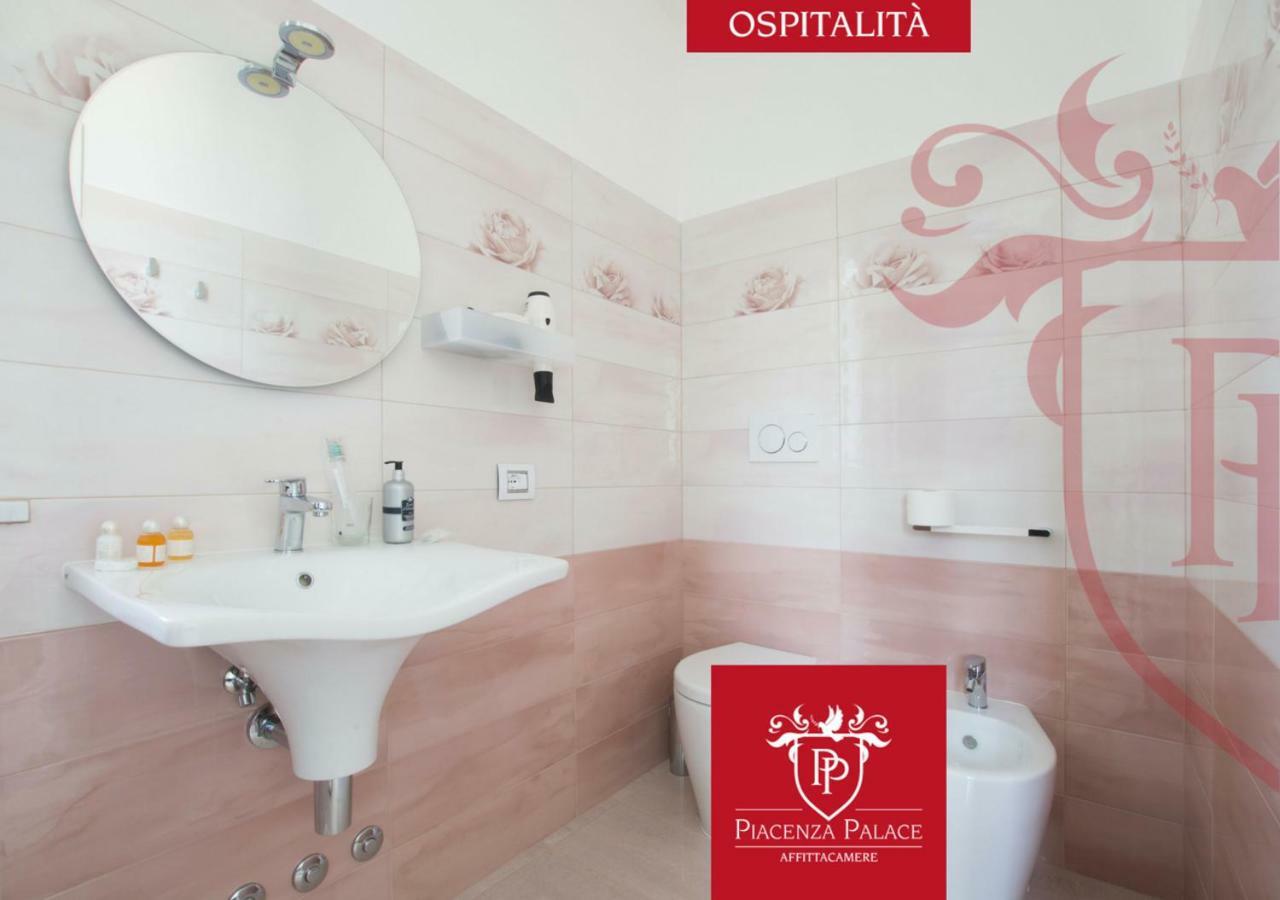 Affittacamere Piacenza Palace Экстерьер фото