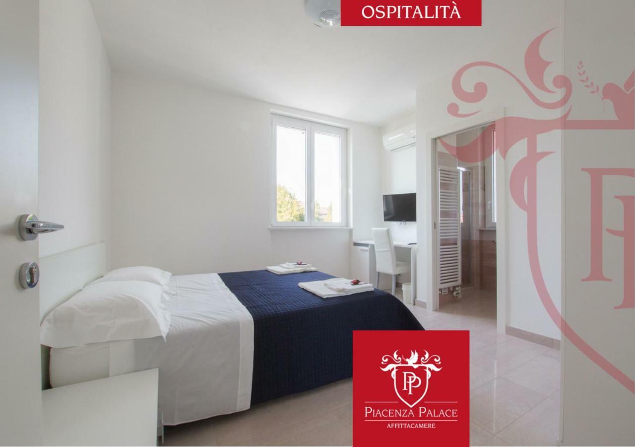 Affittacamere Piacenza Palace Экстерьер фото