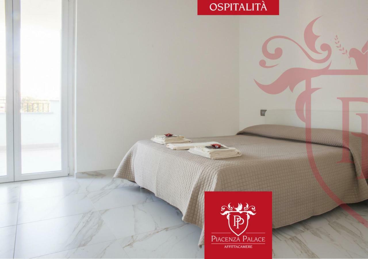 Affittacamere Piacenza Palace Экстерьер фото
