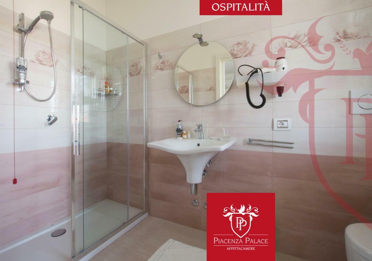 Affittacamere Piacenza Palace Экстерьер фото